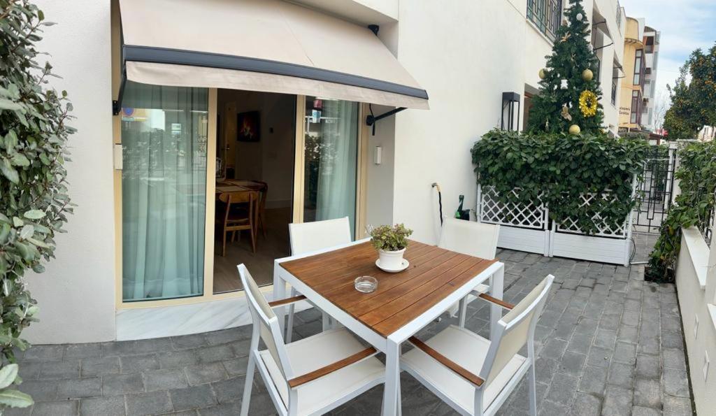 Apartamentos Turisticos La Plaza Chipiona Exteriér fotografie