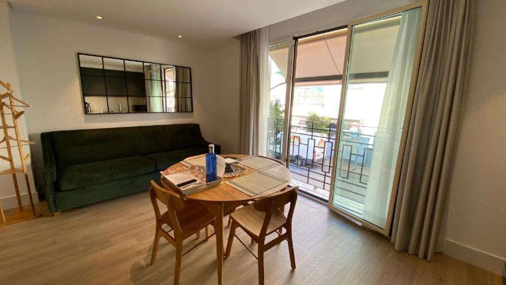 Apartamentos Turisticos La Plaza Chipiona Exteriér fotografie